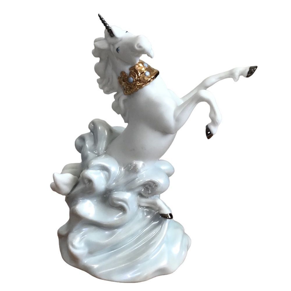 Vintage Hallmark Magical Unicorn Collection Boundless Spirit Ceramic Statue 1988